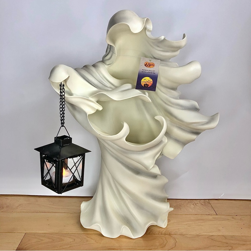 NEW Cracker Barrell Lantern Ghost Wraith Halloween